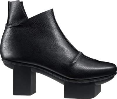 Trippen Ankle Boot with high heel on happy sole 